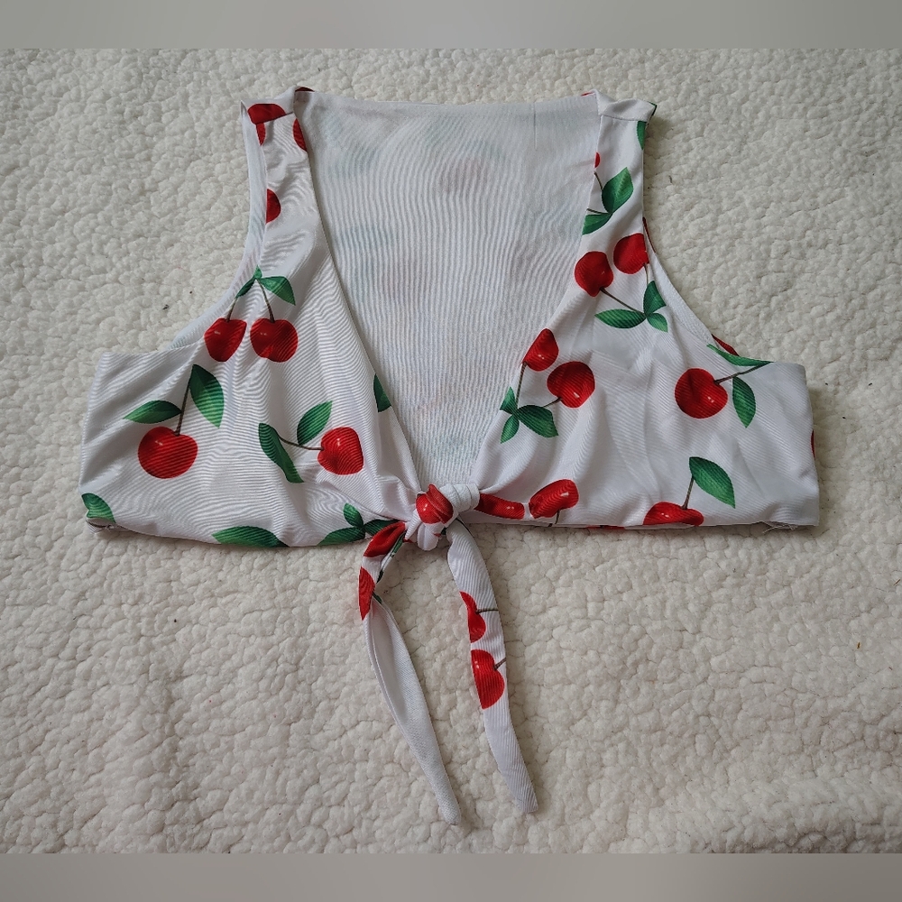 ☀️5/$25☀️ Women's Large Cherry Tie Cropped Top